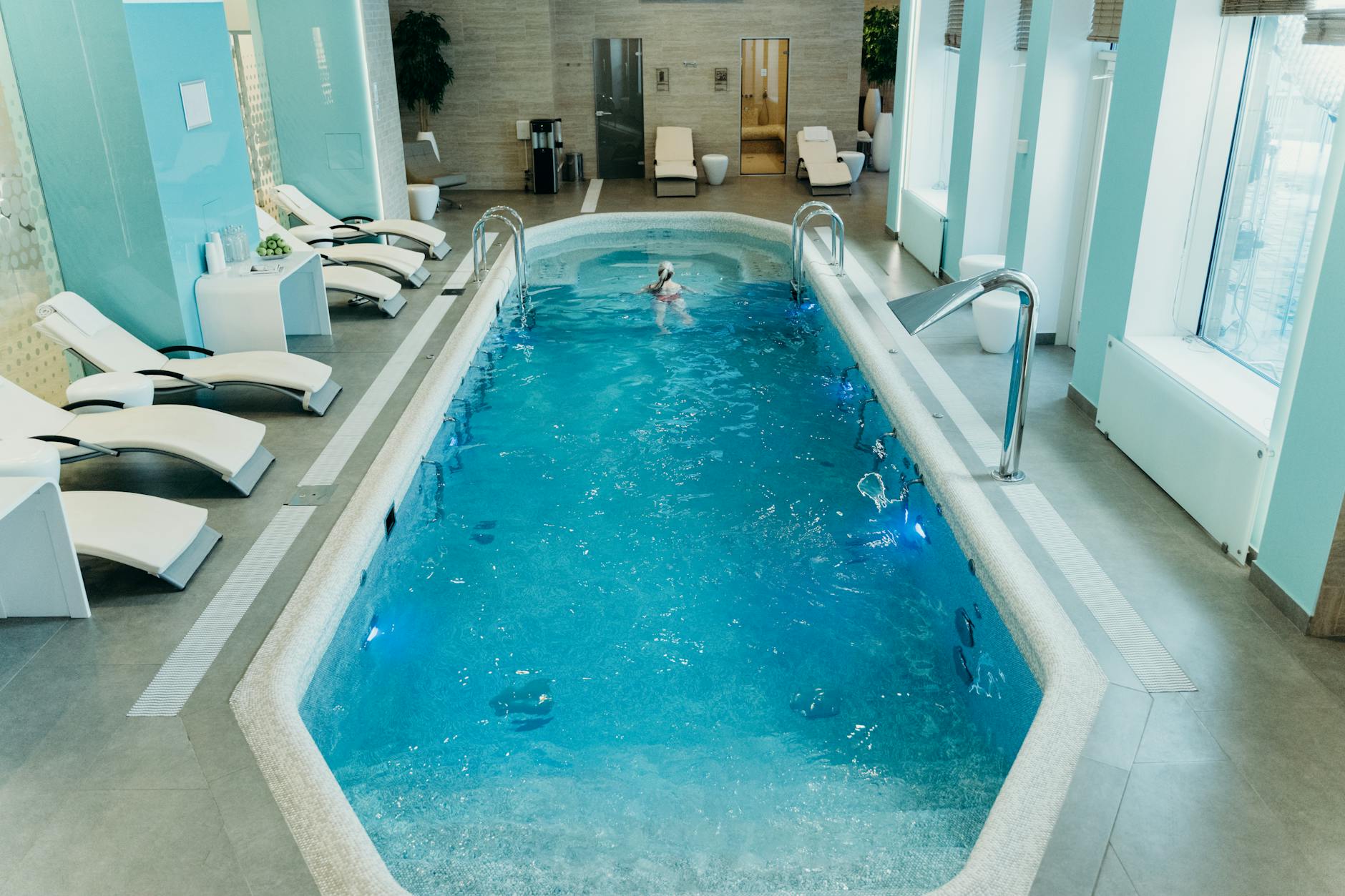 Family fibreglass pool with attached spa pod in Glenelg, Adelaide